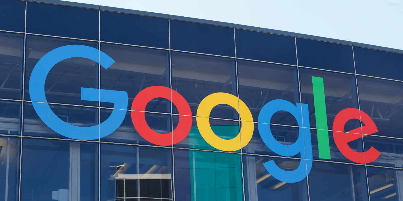Google auf Glasfassade