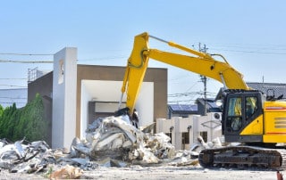 demolish house