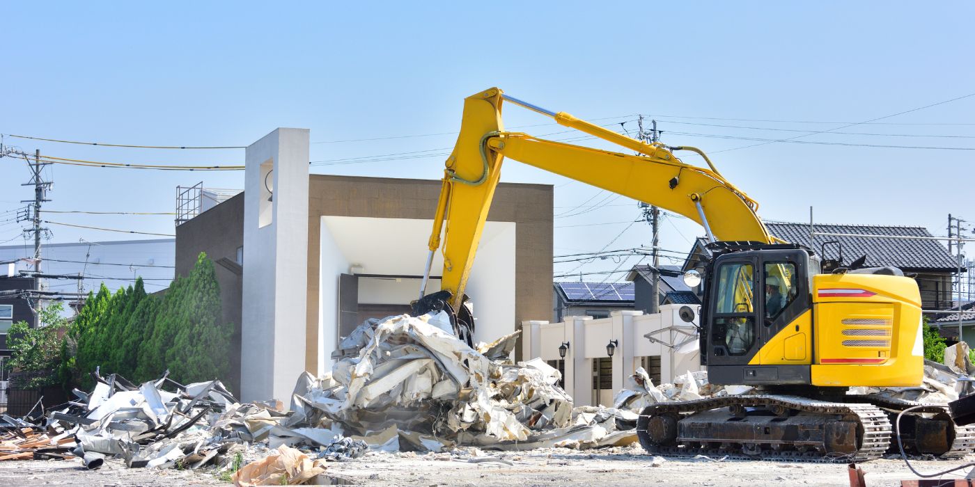 demolish house