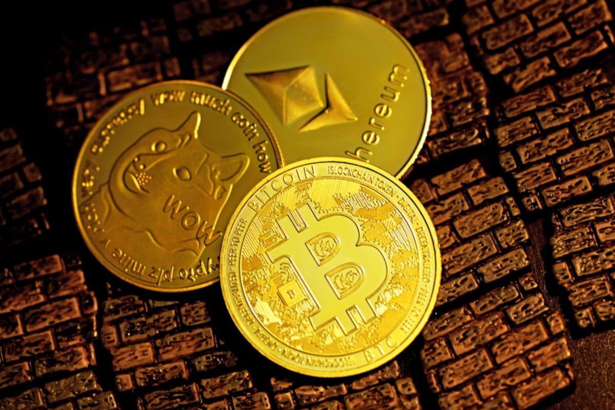 Crypto currencies